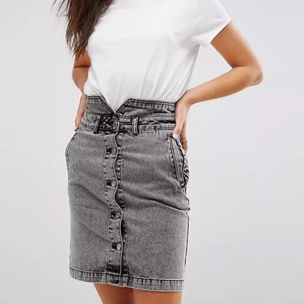 NWT ASOS skirt size 2